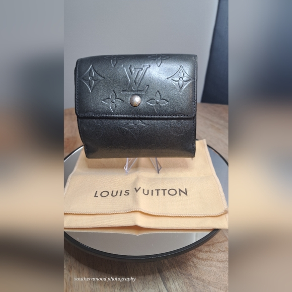 Louis Vuitton Monogram Mat Elise Wallet - Picture 3 of 14